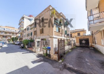 Edificio all\'aperto - Bilocale Via Comunanza
 
32, Roma - foto 29