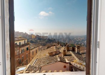 Edificio all\'aperto - Appartamento via dei priori, Perugia - foto 2