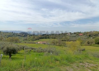 Vista delle montagne - Terreno agricolo Via Dei Narcisi
 
Snc, Perugia - foto 10
