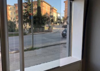 Edificio all\'aperto - Locale Commerciale Via Firenze
 
117, Perugia - foto 14