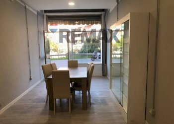 Sala da pranzo - Locale Commerciale Via Firenze
 
117, Perugia - foto 27