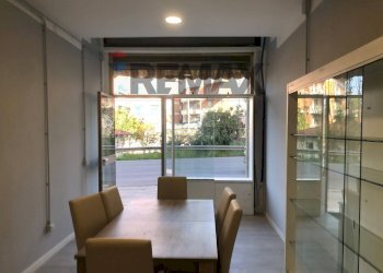 Sala da pranzo - Locale Commerciale Via Firenze
 
117, Perugia - foto 25