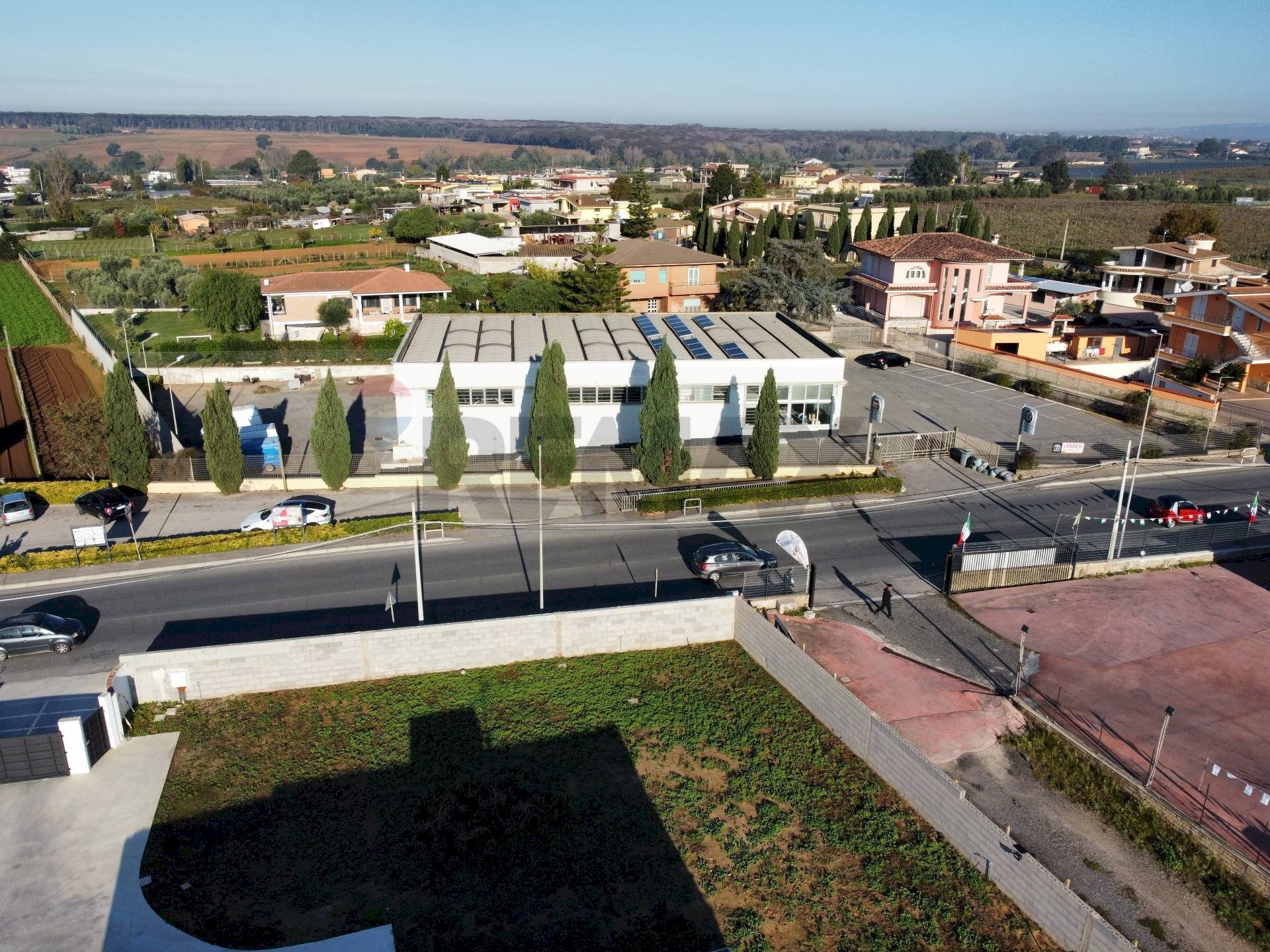 Edificio all\'aperto - Commercial Premises Nettuno - photo 1