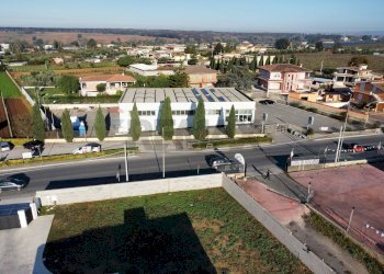 Edificio all\'aperto - Commercial Premises Nettuno - photo 1