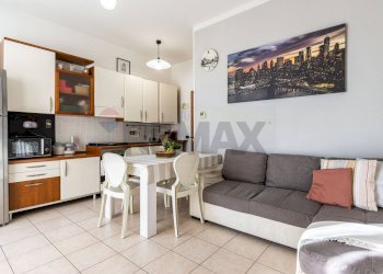 Sala da pranzo - Bilocale Seregno - foto 22