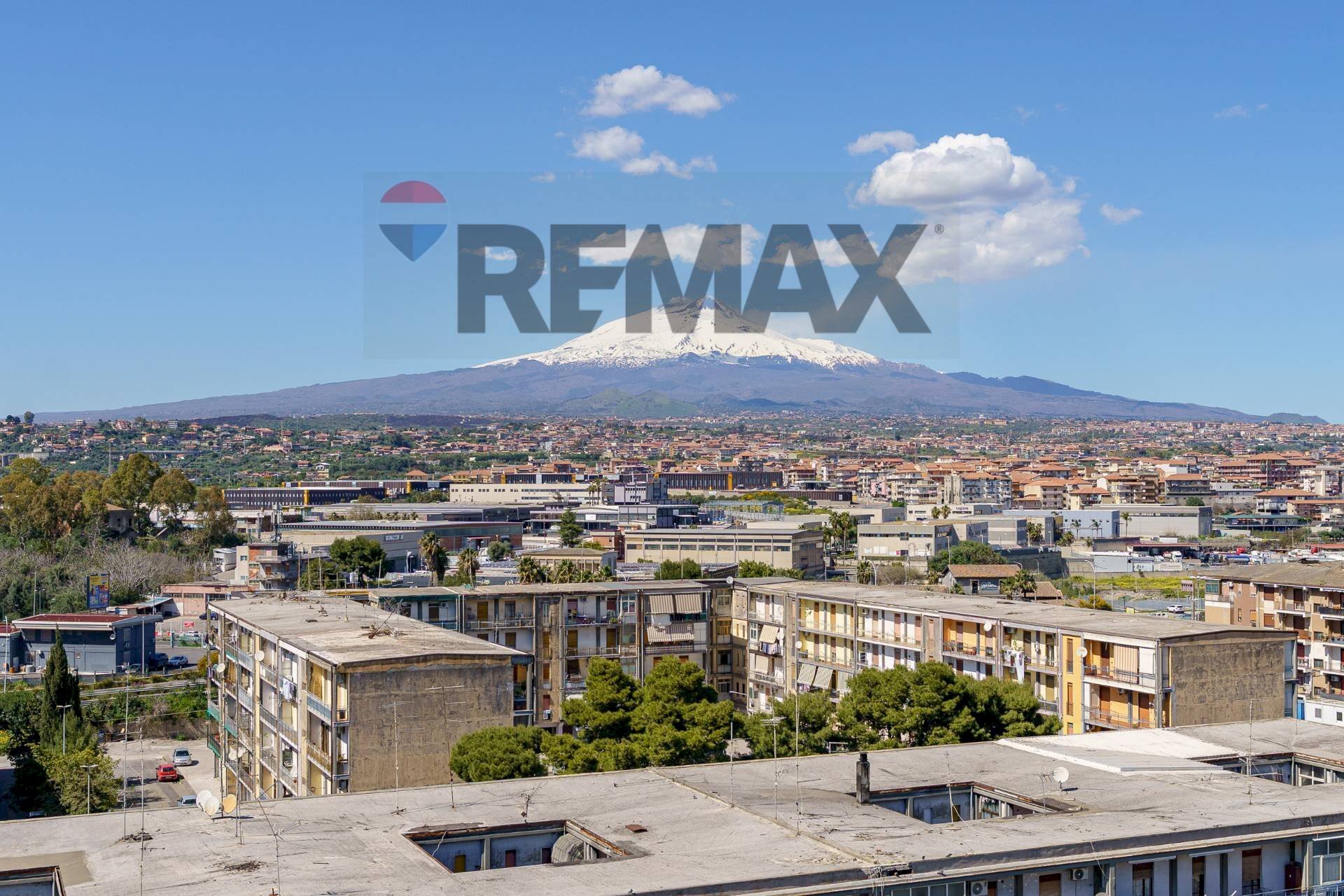 Vista delle montagne - Appartamento via Leonardo Vigo
 
43, Catania - foto 1