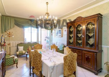 Sala da pranzo - Appartamento via Leonardo Vigo
 
43, Catania - foto 3