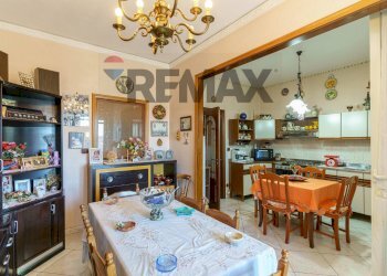 Sala da pranzo - Appartamento via Leonardo Vigo
 
43, Catania - foto 31