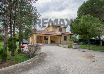 Casa all\'aperto - Casa semi indipendente via traversa la masseria Italia
 
9, Siracusa - foto 10