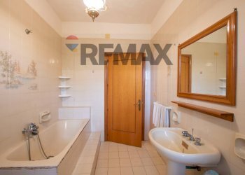 Bagno - Casa semi indipendente via traversa la masseria Italia
 
9, Siracusa - foto 23