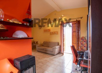 Sala da pranzo - Casa semi indipendente via traversa la masseria Italia
 
9, Siracusa - foto 36