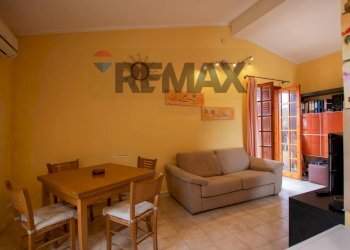 Sala da pranzo - Casa semi indipendente via traversa la masseria Italia
 
9, Siracusa - foto 45
