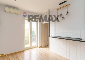 Stanza vuota - Quadrilocale Via Giacomo Matteotti
 
20, Biancavilla - foto 10