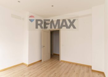 Stanza vuota - Quadrilocale Via Giacomo Matteotti
 
20, Biancavilla - foto 21