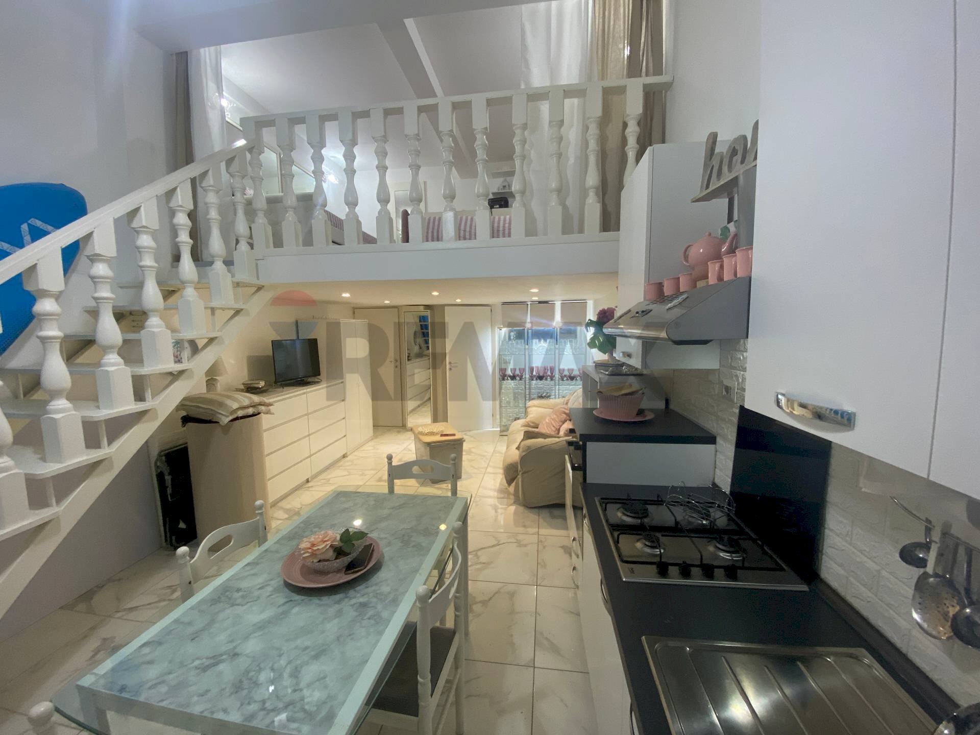 Cucina - Casa indipendente VIA VITTORIO EMANUELE TERZO
 
17, Giardini-Naxos - foto 2