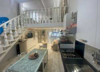 Cucina - Casa indipendente VIA VITTORIO EMANUELE TERZO
 
17, Giardini-Naxos - foto 2