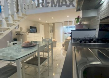 Cucina - Casa indipendente via vittorio emanuele
 
17, Giardini-Naxos - foto 2