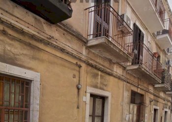 Edificio all\'aperto - Magazzino VIA SOLFERINO
 
79, Catania - foto 1