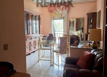 Sala da pranzo - Bilocale Via Largo Basilicata
 
31, Catania - foto 6