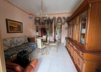 Sala da pranzo - Bilocale Via Largo Basilicata
 
31, Catania - foto 11