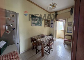 Sala da pranzo - Bilocale Via Largo Basilicata
 
31, Catania - foto 14