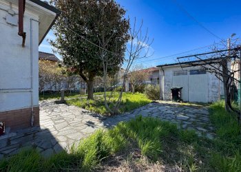 Giardino - Villa Via Campo Sportivo
 
20, San Germano Vercellese - foto 16