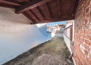 Stanza vuota - Semi-detached house via tavallini, Confienza - photo 7