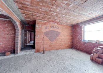 Stanza vuota - Semi-detached house via tavallini, Confienza - photo 8