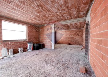 Stanza vuota - Semi-detached house via tavallini, Confienza - photo 26