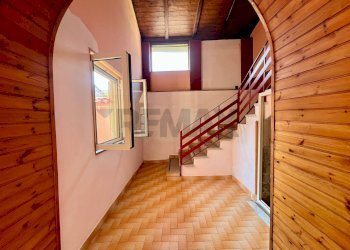 Scale - Casa indipendente Via Antonio Marino
 
18, Castel Campagnano - foto 21