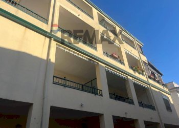 Edificio all\'aperto - Villa Bifamiliare Via Assunta
 
23, Caserta - foto 3