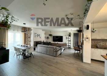 Sala da pranzo - Villa Bifamiliare Via Assunta
 
23, Caserta - foto 9