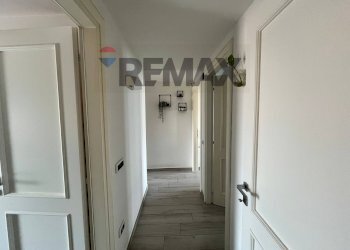 Hall / corridoio - Villa Bifamiliare Via Assunta
 
23, Caserta - foto 20