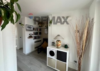 Hall / corridoio - Villa Bifamiliare Via Assunta
 
23, Caserta - foto 21