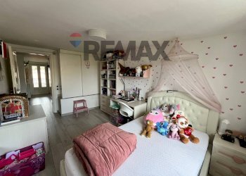 Camera / camera da letto - Villa Bifamiliare Via Assunta
 
23, Caserta - foto 27