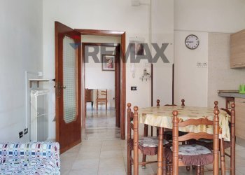 Sala da pranzo - Four-room apartment Via Appia
 
41, Caivano - photo 9