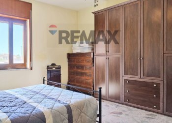 Camera / camera da letto - Four-room apartment Via Appia
 
41, Caivano - photo 23