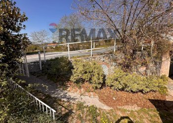 Giardino - Four-room apartment Via Ronco
 
17, Quiliano - photo 6