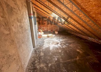 Stanza vuota - Four-room apartment Via Ronco
 
17, Quiliano - photo 24