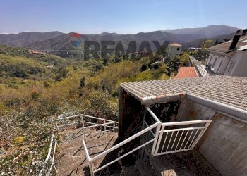 Vista delle montagne - Four-room apartment Via Ronco
 
17, Quiliano - photo 34