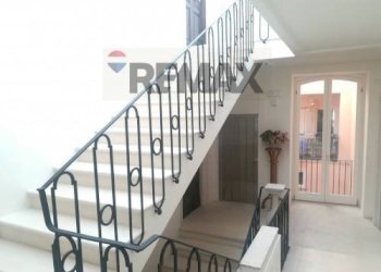 Scale - Four-room apartment via simonetto
 
16, L'Aquila - photo 3