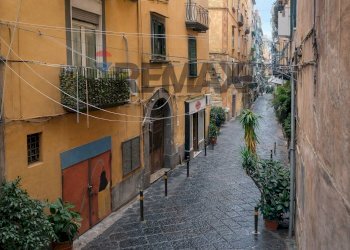 Edificio all\'aperto - Quadrilocale Vico Concordia
 
15, Napoli - foto 16
