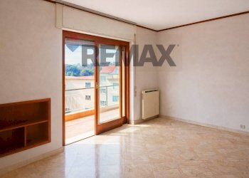 Stanza vuota - Four-room apartment Viale delle Mimose
 
10, Napoli - photo 19