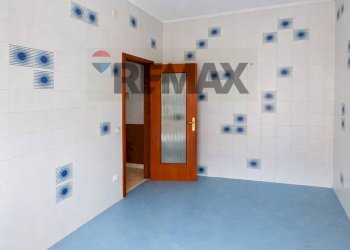 Stanza vuota - Four-room apartment Viale delle Mimose
 
10, Napoli - photo 27