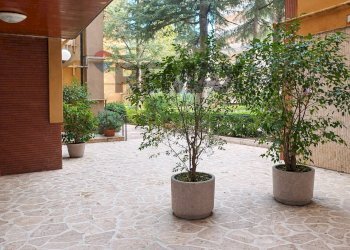 Terrazza - Four-room apartment Viale delle Mimose
 
10, Napoli - photo 30