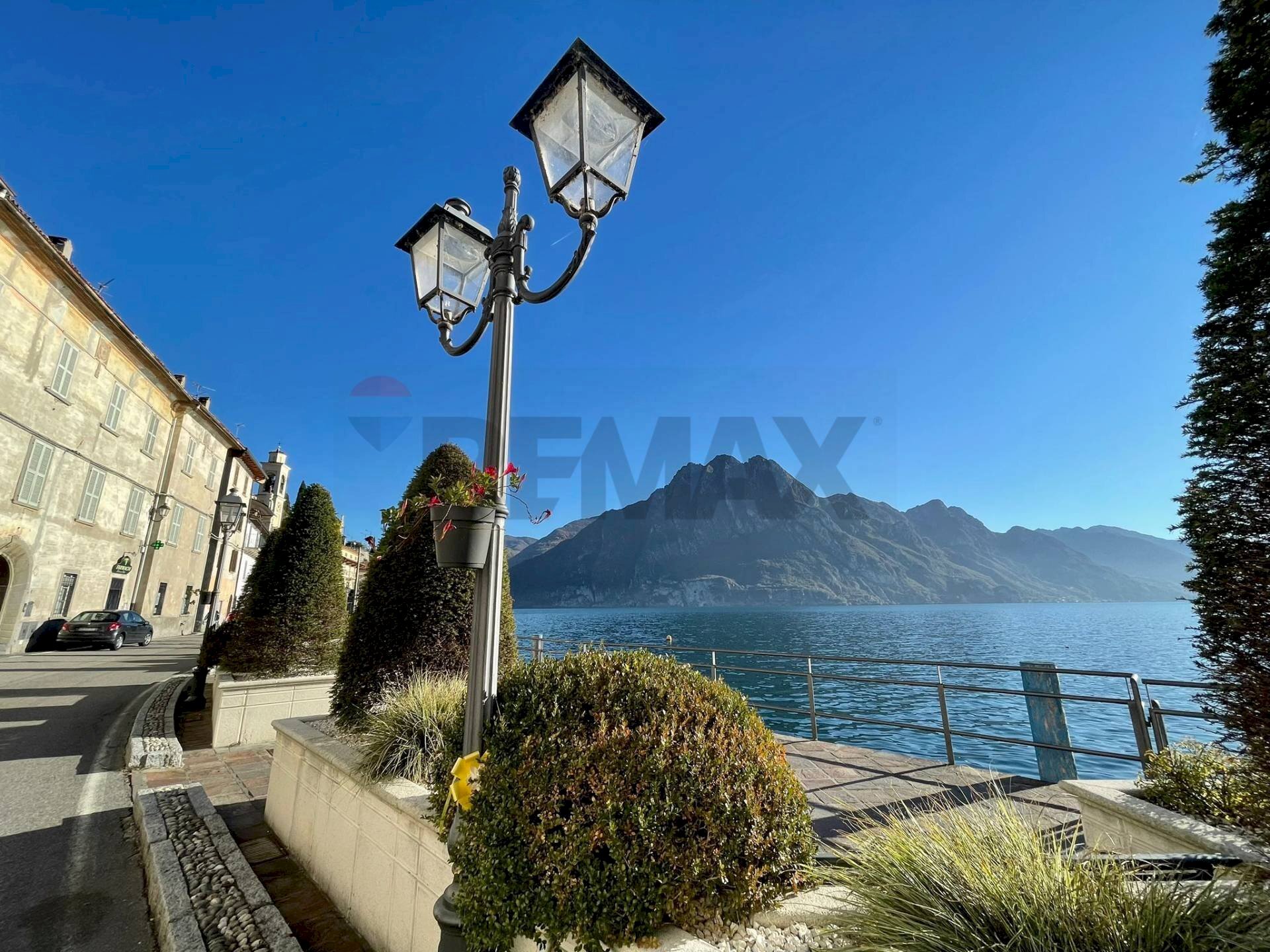 Vista delle montagne - Trilocale Riva di Solto - foto 2