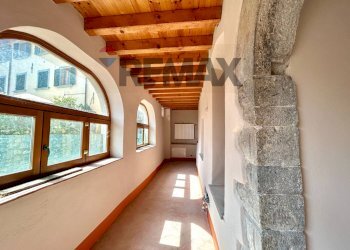 Hall / corridoio - Trilocale Riva di Solto - foto 7