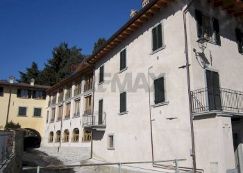 Edificio all\'aperto - Trilocale Riva di Solto - foto 8