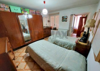 Camera / camera da letto - Casa semi indipendente Endine Gaiano - foto 6