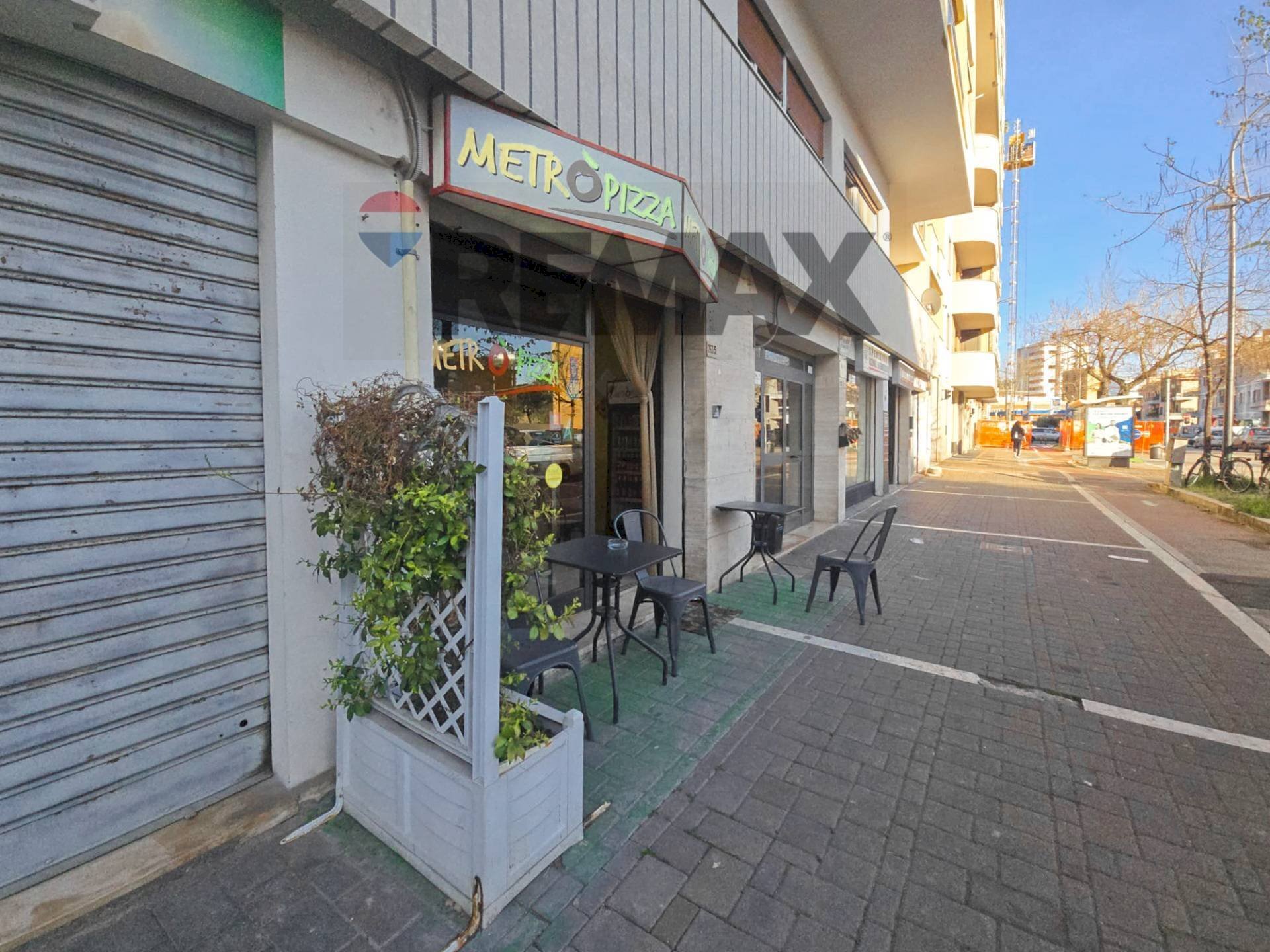 Edificio all\'aperto - Attività Commerciale Viale Gabriele D'annunzio
 
263/5, Pescara - foto 1